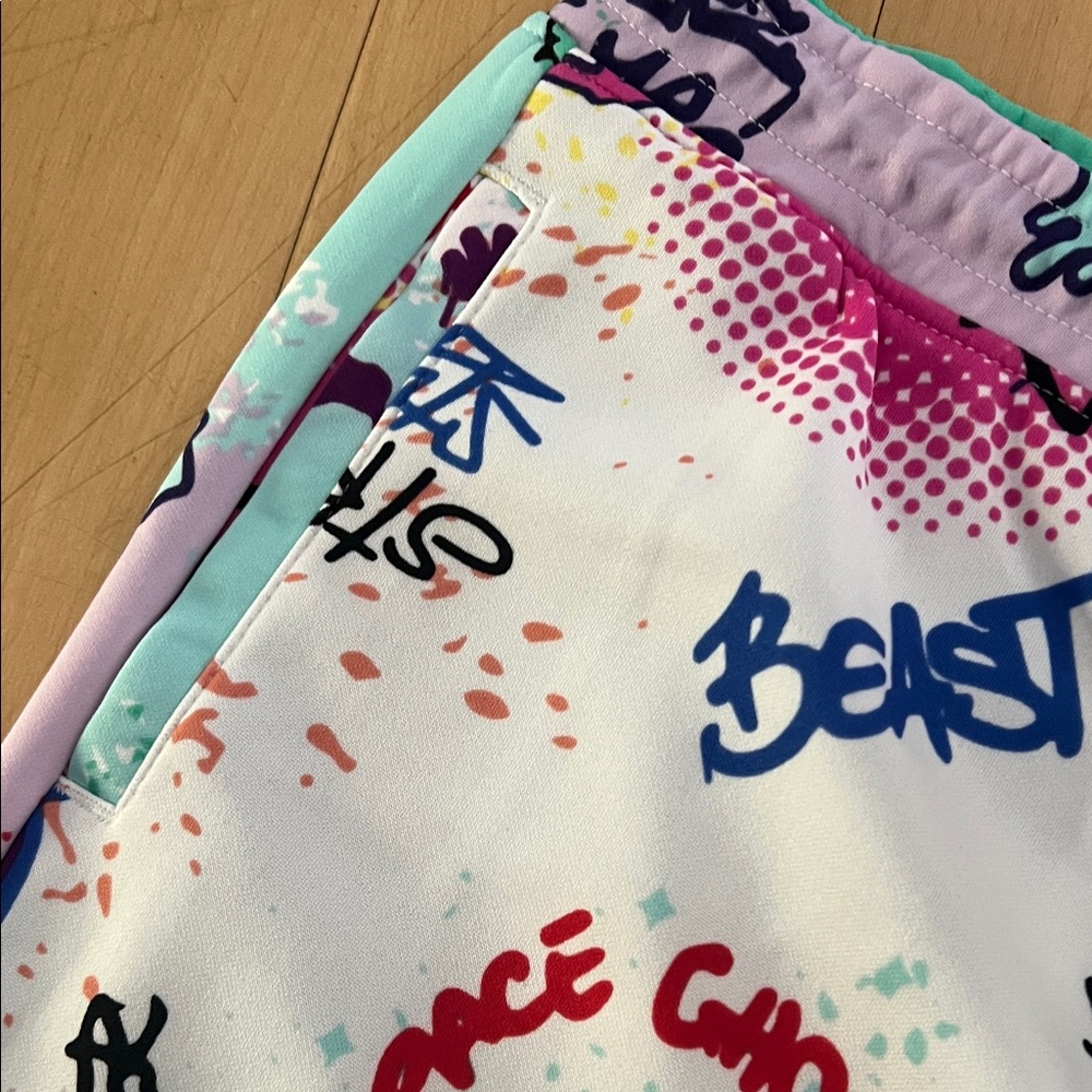 Fresh Prints Of Bel-Air Drill Short Large - Picture 4 of 6